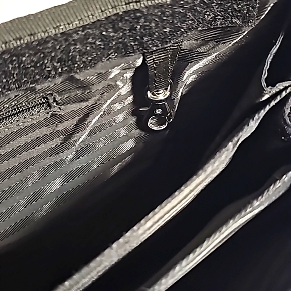 Mobile edge chocolate suede tote case - Picture 15 of 16